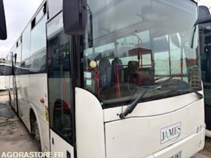 AUTOCAR | FAST JUMBO | 2011 | 260000KM - Autocarro escolar: foto 3 AUTOCAR | FAST JUMBO | 2011 | 260000KM - Autocarro escolar: foto 3