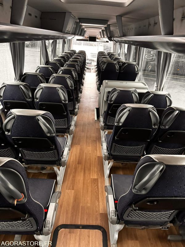 AUTOCAR MAN LIONS COACH R10 / 13M / 53+1+1+WC / 308 703KM - Autocarro: foto 5 AUTOCAR MAN LIONS COACH R10 / 13M / 53+1+1+WC / 308 703KM - Autocarro: foto 5