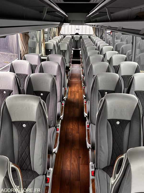 AUTOCAR MERCEDES TRAVEGO 15 RHD / 12M / 49+1+1+WC / 560732KM - Autocarro: foto 4 AUTOCAR MERCEDES TRAVEGO 15 RHD / 12M / 49+1+1+WC / 560732KM - Autocarro: foto 4