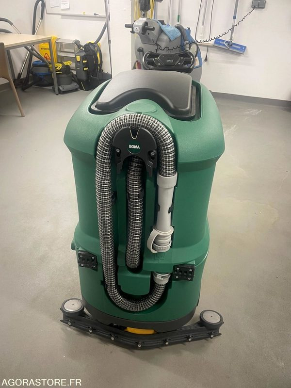 AUTOLAVEUSE BOMA TEMPO RIDE 55 2023 300h - Lavadora aspiradora de pavimentos: foto 3 AUTOLAVEUSE BOMA TEMPO RIDE 55 2023 300h - Lavadora aspiradora de pavimentos: foto 3
