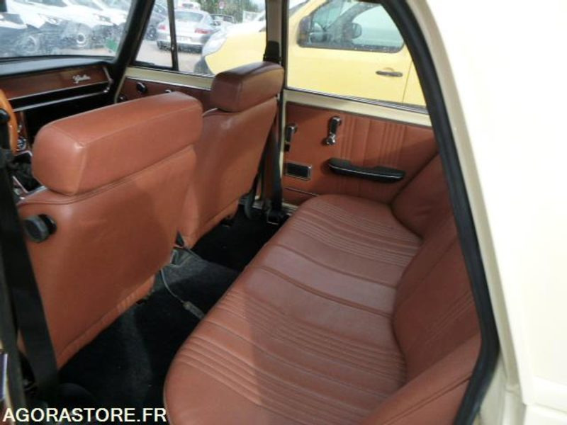Automóvel Alfa Romeo Giulia - 1976 - 92500km - COLLECTION - Livret d'origine: foto 6