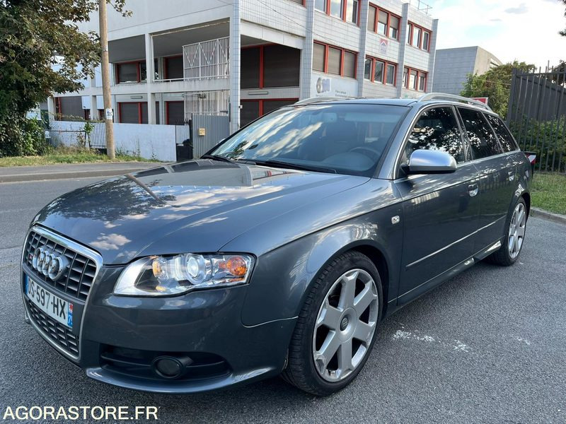 Audi s4 4.2 v8 Quattro tiptronic 146853 2005 - Automóvel: foto 1 Audi s4 4.2 v8 Quattro tiptronic 146853 2005 - Automóvel: foto 1