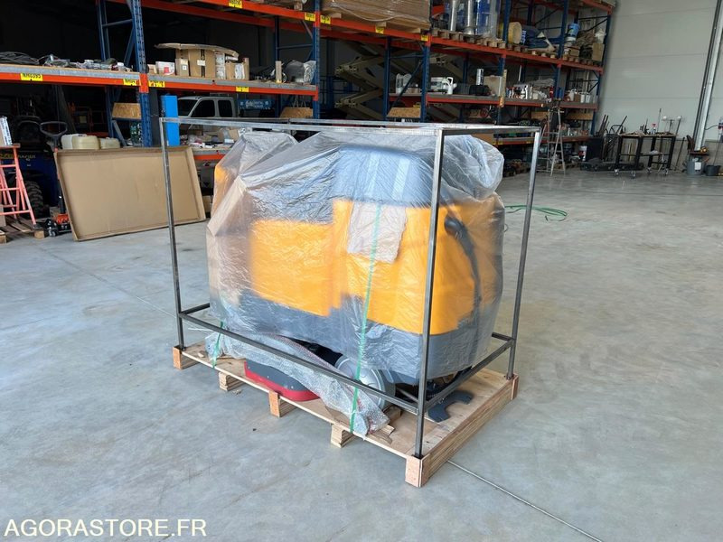 Autolaveuse Hippo AR-X9 NEUVE - Lavadora aspiradora de pavimentos: foto 4 Autolaveuse Hippo AR-X9 NEUVE - Lavadora aspiradora de pavimentos: foto 4