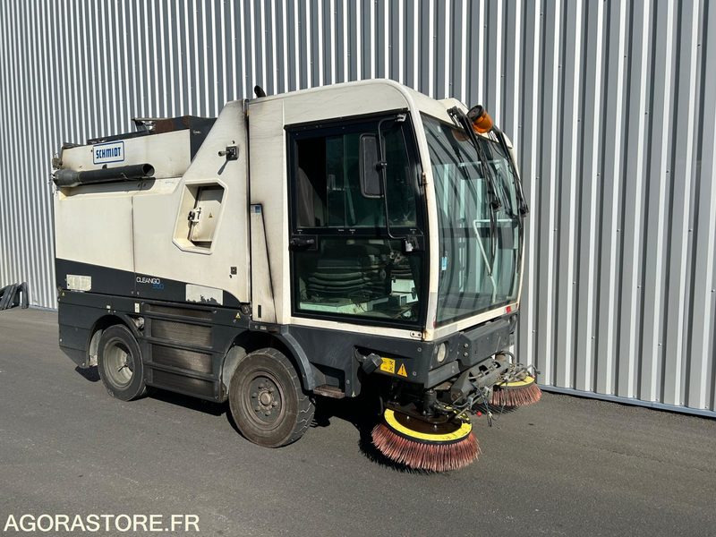 BALAYEUSE DE VOIRIE - SCHMIDT CLEANGO 500 - 2011 - 10 000 HEURES - Varredora urbana: foto 2 BALAYEUSE DE VOIRIE - SCHMIDT CLEANGO 500 - 2011 - 10 000 HEURES - Varredora urbana: foto 2