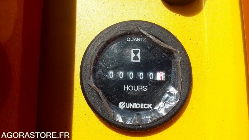 BALAYEUSE ELECTRIQUE A BATTERIES STYLE E70 - 2023 - Varredora urbana: foto 4 BALAYEUSE ELECTRIQUE A BATTERIES STYLE E70 - 2023 - Varredora urbana: foto 4