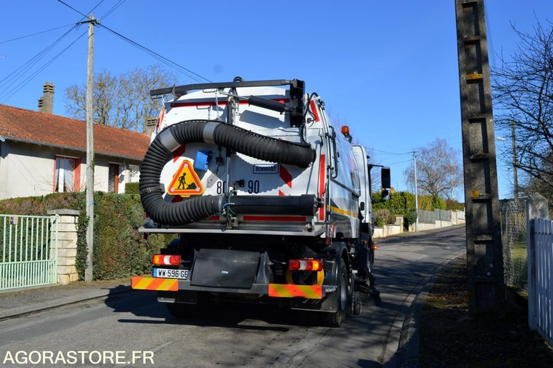 BALAYEUSE MERCEDES ATEGO 95000kms 2019 - Varredora urbana: foto 2 BALAYEUSE MERCEDES ATEGO 95000kms 2019 - Varredora urbana: foto 2