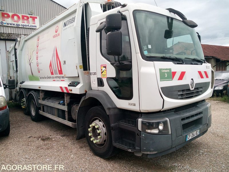 Bom Renault 320DXI - Caminhão de lixo: foto 2 Bom Renault 320DXI - Caminhão de lixo: foto 2