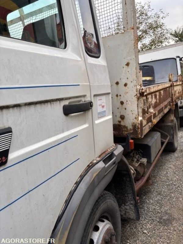 CAMION BENNE RENAULT S135 MIDLINER 1995 204000 KM - Camião basculante: foto 3 CAMION BENNE RENAULT S135 MIDLINER 1995 204000 KM - Camião basculante: foto 3