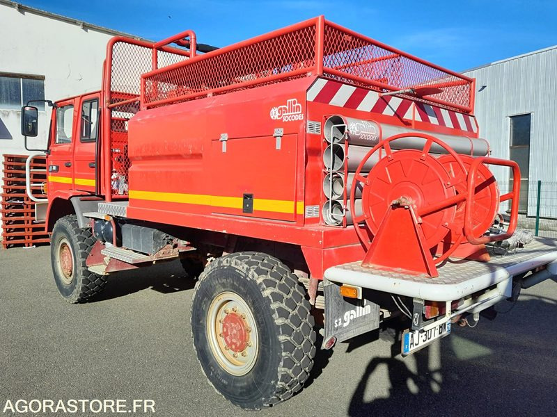CAMION CITERNE FEU DE FORET - 38543kms - Carro de bombeiro: foto 2 CAMION CITERNE FEU DE FORET - 38543kms - Carro de bombeiro: foto 2