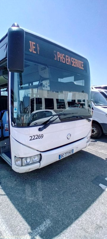 CAR IRISBUS CROSSWAY LE 22269 MEC 2014 721624km DC-771-KT - Autocarro escolar: foto 1 CAR IRISBUS CROSSWAY LE 22269 MEC 2014 721624km DC-771-KT - Autocarro escolar: foto 1