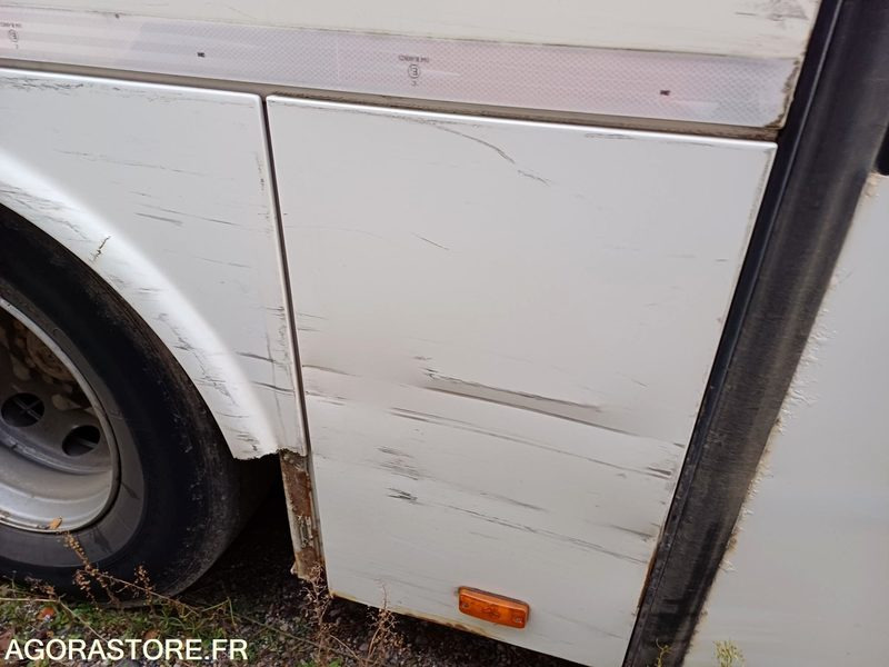 CAR IVECO ARWAY - PARC 16814 - MEC2010 497000KM AT933SJ - Autocarro escolar: foto 5 CAR IVECO ARWAY - PARC 16814 - MEC2010 497000KM AT933SJ - Autocarro escolar: foto 5