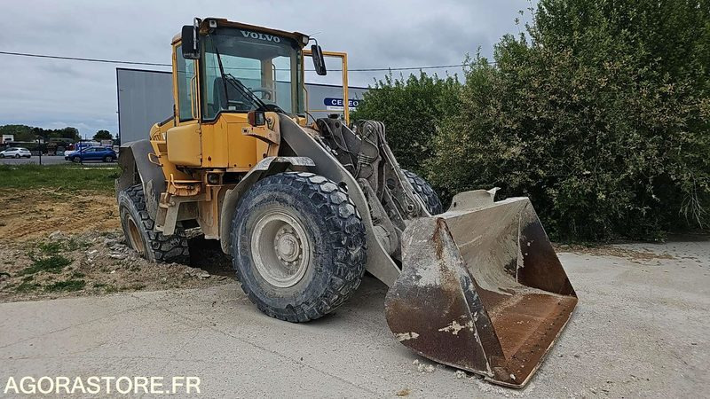 CHARGEUR SUR PNEUS VOLVO L60E - L60EV1599 - 1315 HEURES - 2004 - Pá carregadora: foto 2 CHARGEUR SUR PNEUS VOLVO L60E - L60EV1599 - 1315 HEURES - 2004 - Pá carregadora: foto 2