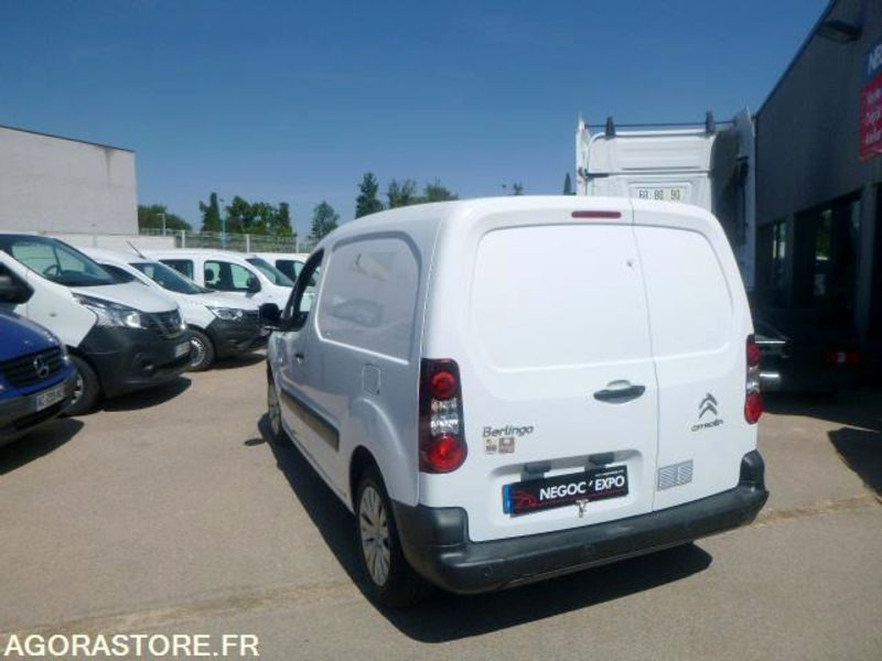 CITROEN BERLINGO UTILITAIRE BOITE AUTO - Furgão compacto: foto 4 CITROEN BERLINGO UTILITAIRE BOITE AUTO - Furgão compacto: foto 4