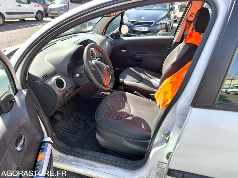 CITROEN C3 166786 kms 2006 - Automóvel: foto 4 CITROEN C3 166786 kms 2006 - Automóvel: foto 4