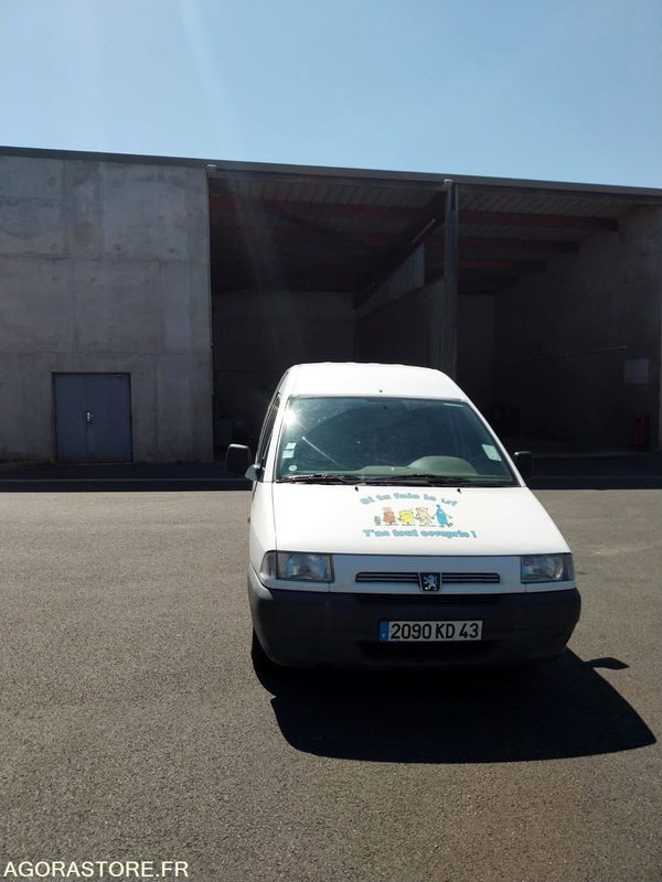 CITROEN EXPERT 1,9 D FOURGON - Furgão: foto 4 CITROEN EXPERT 1,9 D FOURGON - Furgão: foto 4