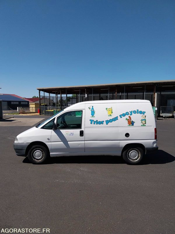 CITROEN EXPERT 1,9 D FOURGON - Furgão: foto 1 CITROEN EXPERT 1,9 D FOURGON - Furgão: foto 1