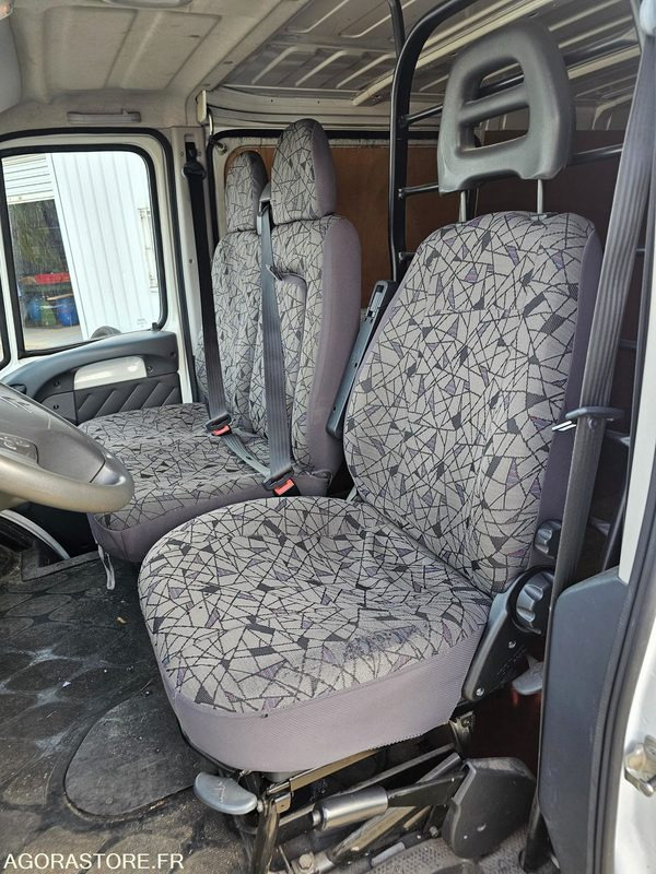 CITROEN JUMPER - 2003 - 34970KM - 405DVA92 - Furgão: foto 5 CITROEN JUMPER - 2003 - 34970KM - 405DVA92 - Furgão: foto 5