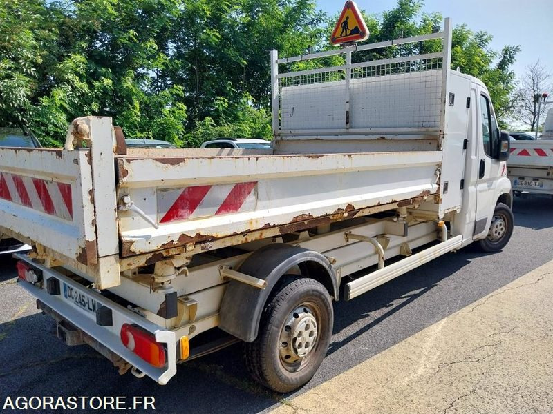 CITROEN JUMPER TRIBENNE HDI 110CH - Carrinha basculante: foto 3 CITROEN JUMPER TRIBENNE HDI 110CH - Carrinha basculante: foto 3
