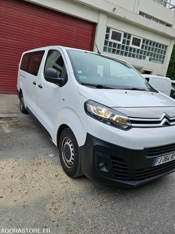 CITROEN JUMPY SPACE TOURER 9 places 240051 kms ANNÉE 2019 - Minibus, Furgão de passageiros: foto 1 CITROEN JUMPY SPACE TOURER 9 places 240051 kms ANNÉE 2019 - Minibus, Furgão de passageiros: foto 1