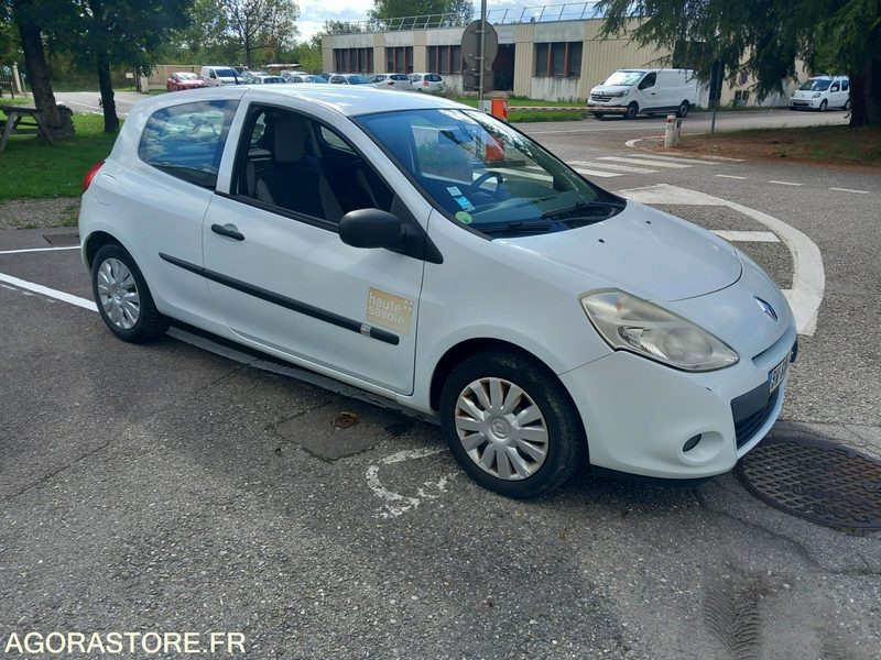 CLIO 3 PORTES DCI65 (BR116) - Automóvel: foto 1 CLIO 3 PORTES DCI65 (BR116) - Automóvel: foto 1