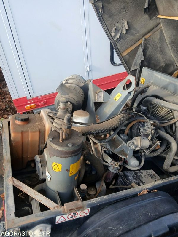 COMPRESSEUR ATLAS COPCO XAS36 - Compressor de ar: foto 4 COMPRESSEUR ATLAS COPCO XAS36 - Compressor de ar: foto 4