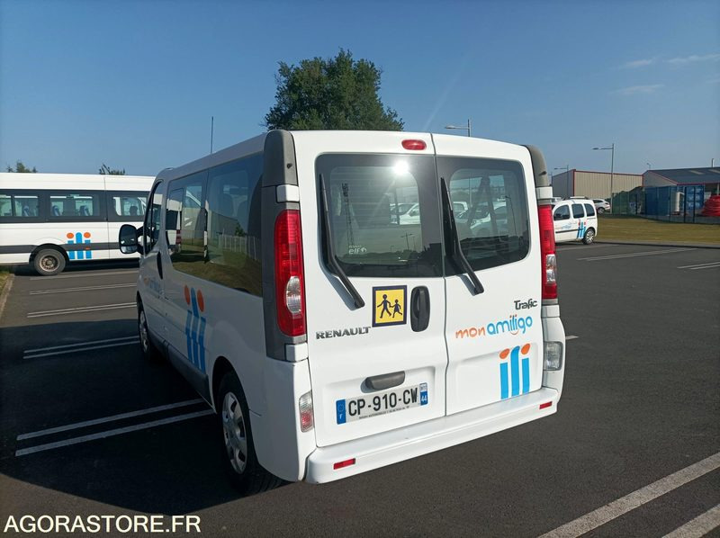 CP-910-CW - Roulant - RENAULT TRAFIC - VP - 9 Places - 308 000 Kms - Minibus, Furgão de passageiros: foto 4 CP-910-CW - Roulant - RENAULT TRAFIC - VP - 9 Places - 308 000 Kms - Minibus, Furgão de passageiros: foto 4