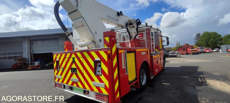 BEA EGI 280 TBI / IVECO 180 E 30 - Camião: foto 3 BEA EGI 280 TBI / IVECO 180 E 30 - Camião: foto 3