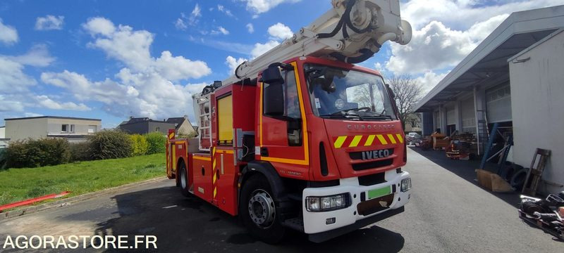 BEA EGI 280 TBI / IVECO 180 E 30 - Camião: foto 2 BEA EGI 280 TBI / IVECO 180 E 30 - Camião: foto 2