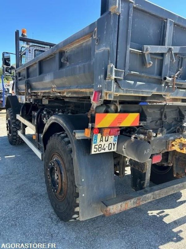CAMION 4X4 MERCEDES UNIMOG U5000 2009 62289 KM 4667 HEURES + ETRAV SICOMETAL GM1 - Camião: foto 5 CAMION 4X4 MERCEDES UNIMOG U5000 2009 62289 KM 4667 HEURES + ETRAV SICOMETAL GM1 - Camião: foto 5
