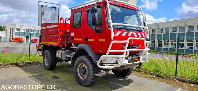 CAMION CITERNE FEUX FORET - RENAULT MIDLUM 220/12 - EP 236 ZQ - Camião: foto 1 CAMION CITERNE FEUX FORET - RENAULT MIDLUM 220/12 - EP 236 ZQ - Camião: foto 1