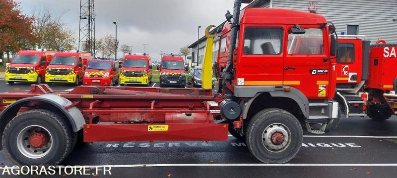 CAMION PORTE CELLULE - Camião: foto 2 CAMION PORTE CELLULE - Camião: foto 2
