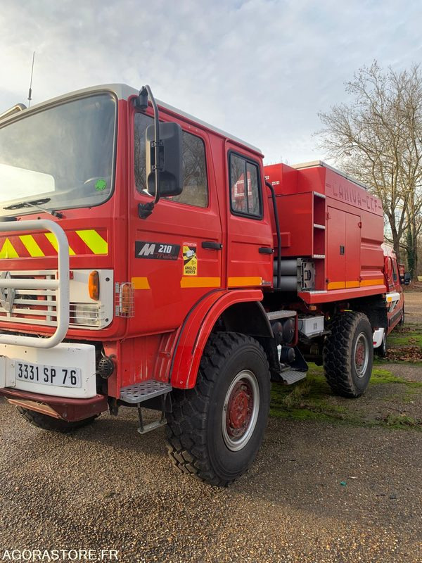 CCFM RENAULT M210 4*4 3331SP76 - Camião: foto 2 CCFM RENAULT M210 4*4 3331SP76 - Camião: foto 2