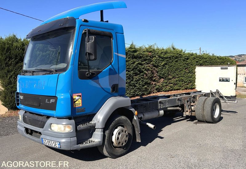 DAF LF 55.220 (6 CYLINDRES CUMMINS) - Camião: foto 2 DAF LF 55.220 (6 CYLINDRES CUMMINS) - Camião: foto 2