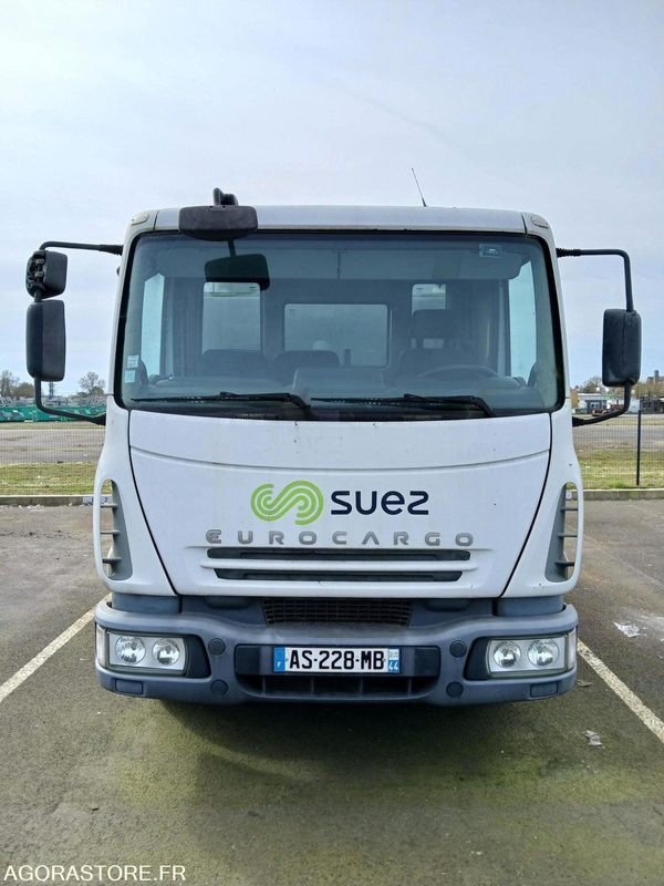 IVECO 12T/PORTE ENGINS - AS228MB - 2004 / 377 166 KM - Camião: foto 1 IVECO 12T/PORTE ENGINS - AS228MB - 2004 / 377 166 KM - Camião: foto 1