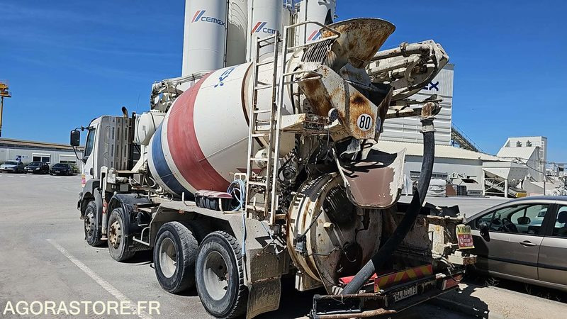 MALAXEUR POMPE A BETON RENAULT PREMIUM - 2004 / 346 794 KM - EXCLU EXPORT - Camião: foto 4 MALAXEUR POMPE A BETON RENAULT PREMIUM - 2004 / 346 794 KM - EXCLU EXPORT - Camião: foto 4