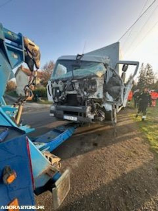 PL RENAULT MIDLUM / 632000 KMS / 2013 - Camião: foto 1 PL RENAULT MIDLUM / 632000 KMS / 2013 - Camião: foto 1