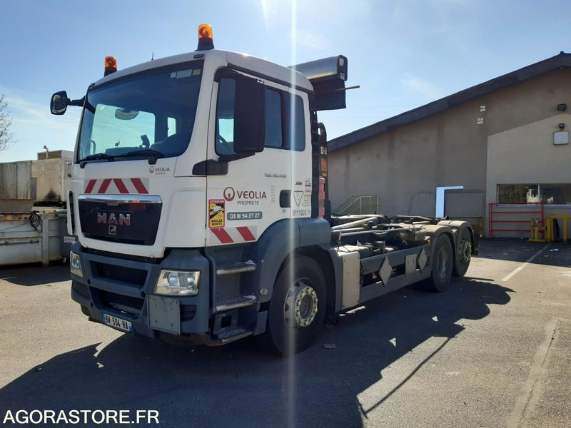 PORTEUR AMPLIROLL MAN TGS 26.400 (R51996) - BRAS GUIMA PALFINGER-2011-563 000 Km - Camião: foto 1 PORTEUR AMPLIROLL MAN TGS 26.400 (R51996) - BRAS GUIMA PALFINGER-2011-563 000 Km - Camião: foto 1