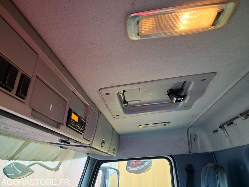 Camião R51857-PORTEUR POLYBENNE VOLVO FM 370-ANNÉE 2010-BRAS GUIMA PALFINGER-502085 KM: foto 11