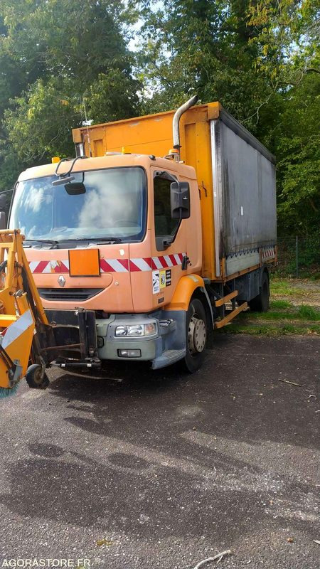 RENAULT 220 DCI - 2004 - Camião: foto 1 RENAULT 220 DCI - 2004 - Camião: foto 1