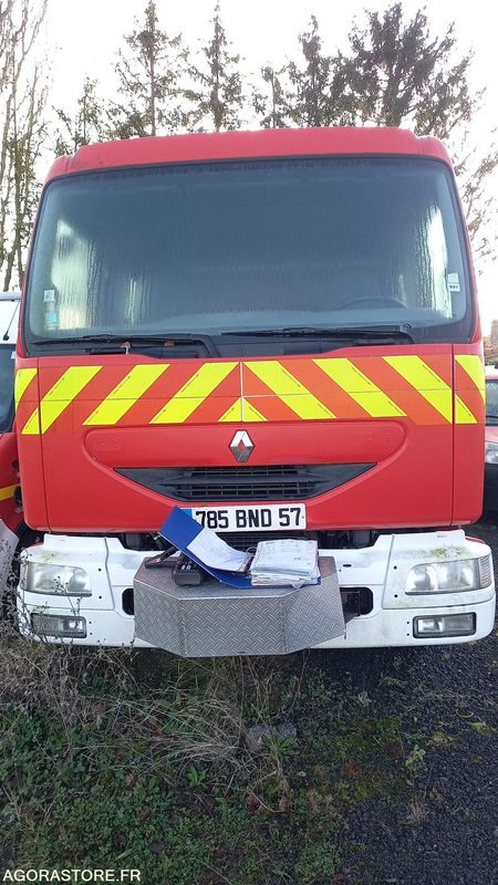 RENAULT - MIDLUM - 2006 - 785BND57 - Camião: foto 1 RENAULT - MIDLUM - 2006 - 785BND57 - Camião: foto 1