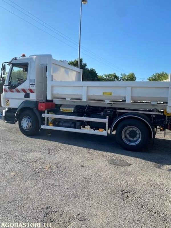 RENAULT TRUCKS 13T NEUF - 0km - 2025 - Camião: foto 2 RENAULT TRUCKS 13T NEUF - 0km - 2025 - Camião: foto 2