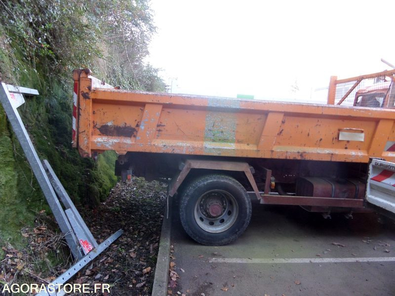 Renault M210 - 1998 - 174000km (BY-623-FQ) - Camião: foto 5 Renault M210 - 1998 - 174000km (BY-623-FQ) - Camião: foto 5