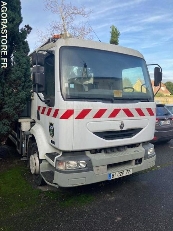 Renault Midliner (Nacelle) 2003 - 18441 kms - Camião: foto 3 Renault Midliner (Nacelle) 2003 - 18441 kms - Camião: foto 3