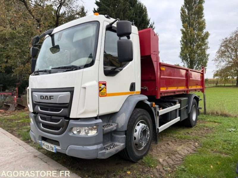 Camion Benne DAF LF320 - 2019 - 62 460 km - Camião basculante: foto 1 Camion Benne DAF LF320 - 2019 - 62 460 km - Camião basculante: foto 1