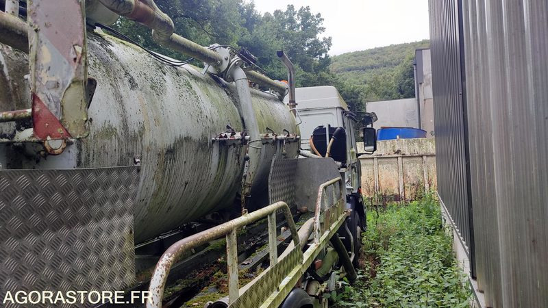 Camion Hydrocureur Renault - Caminhão limpa fossa: foto 4 Camion Hydrocureur Renault - Caminhão limpa fossa: foto 4