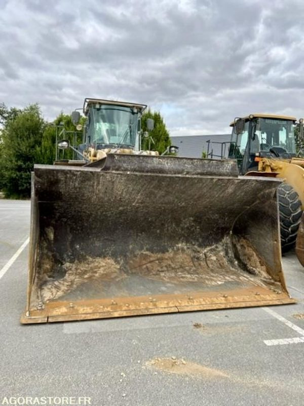 Pá carregadora Chargeuse sur pneus CAT 980K de 2011 - 28 746 heures: foto 20