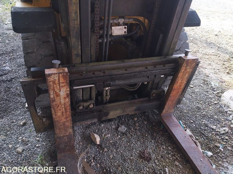 Empilhador a gás Chariot Élévateur YALE GLP25VX (2007) - Pour Pièces ou Réparation: foto 16