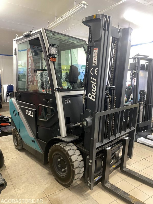 Chariot élévateur BAOLI KBE25N 2T5 ELECTRIQUE CABINE - Empilhador elétrico: foto 3 Chariot élévateur BAOLI KBE25N 2T5 ELECTRIQUE CABINE - Empilhador elétrico: foto 3