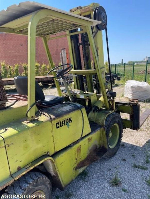 Chariot elevateur Clark 3.5 T - Empilhador a diesel: foto 4 Chariot elevateur Clark 3.5 T - Empilhador a diesel: foto 4
