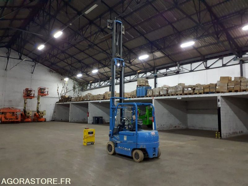 Chariot élévateur ELEC 2.5T Triplex 5,5M NISSAN QO2L25 - Empilhador elétrico: foto 1 Chariot élévateur ELEC 2.5T Triplex 5,5M NISSAN QO2L25 - Empilhador elétrico: foto 1